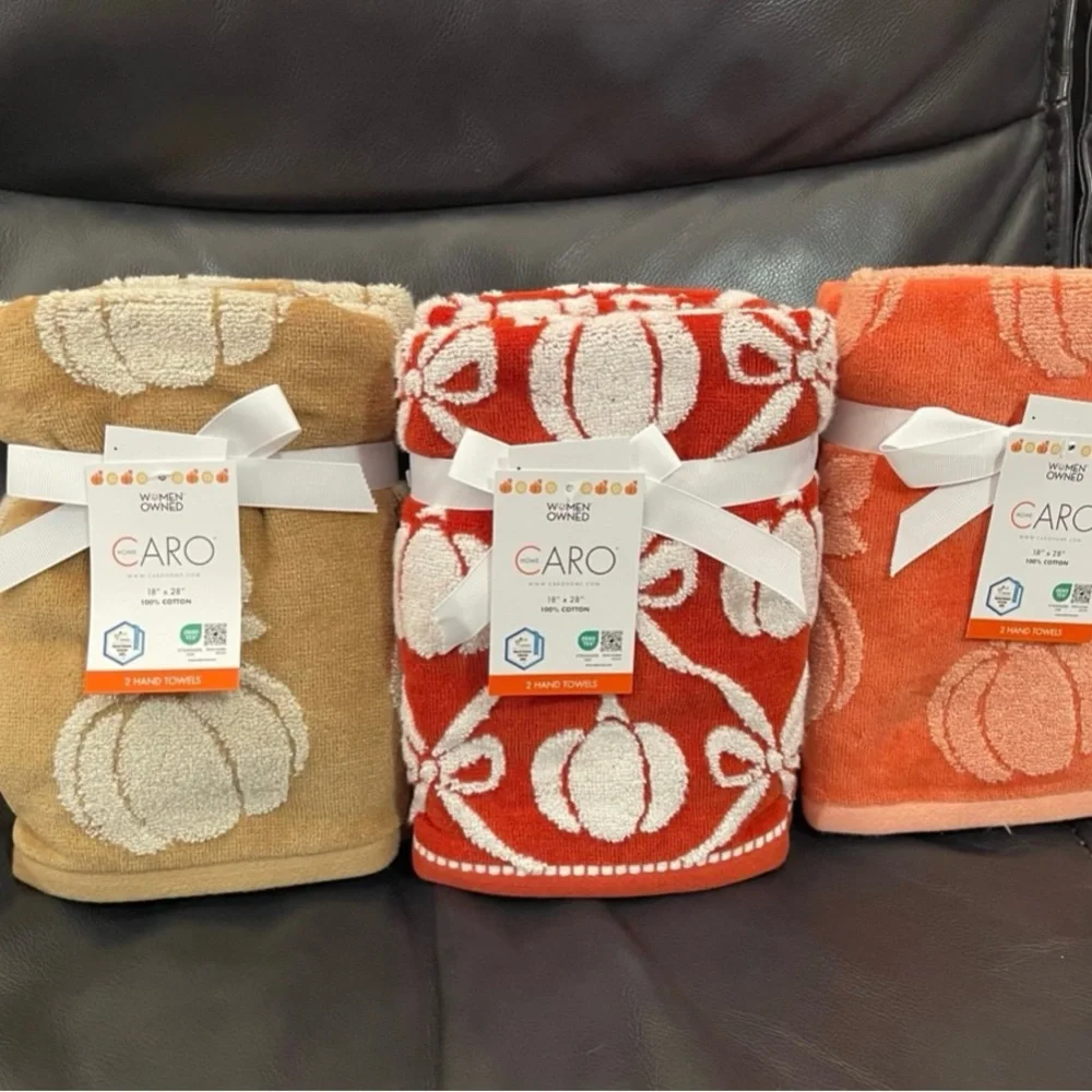 Halloween CARO HOME Pumpkins and Bows Hand Towels, Set of 2